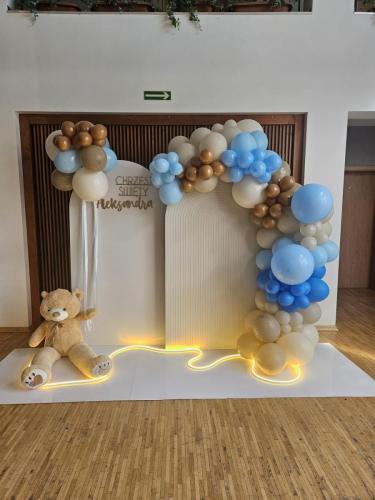 Ścianka balonowa chrzest 